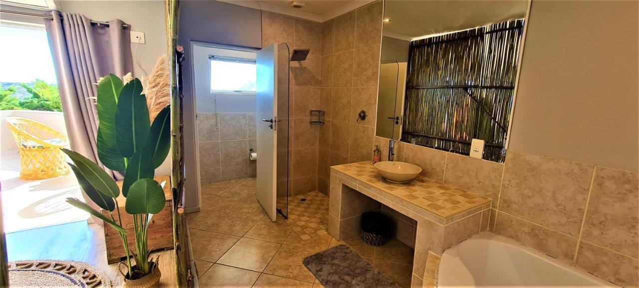 African Groove Camps Bay كيب تاون المظهر الخارجي الصورة