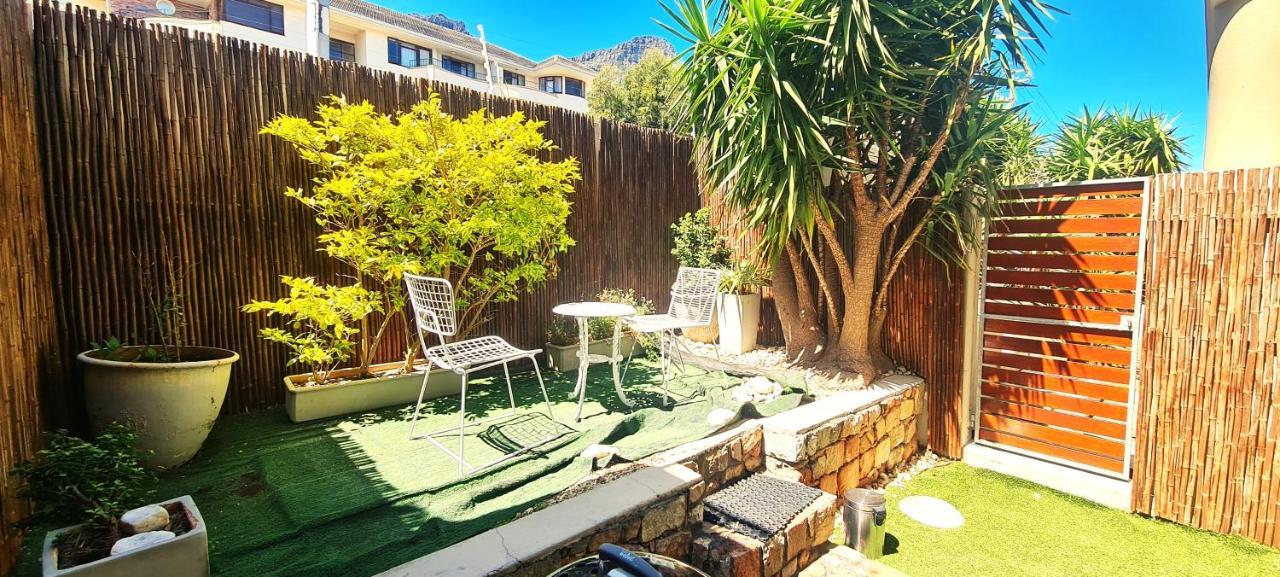 African Groove Camps Bay كيب تاون المظهر الخارجي الصورة