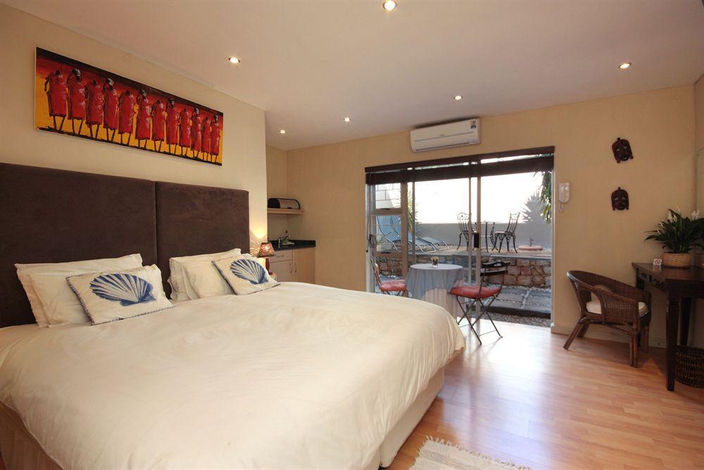 African Groove Camps Bay كيب تاون المظهر الخارجي الصورة