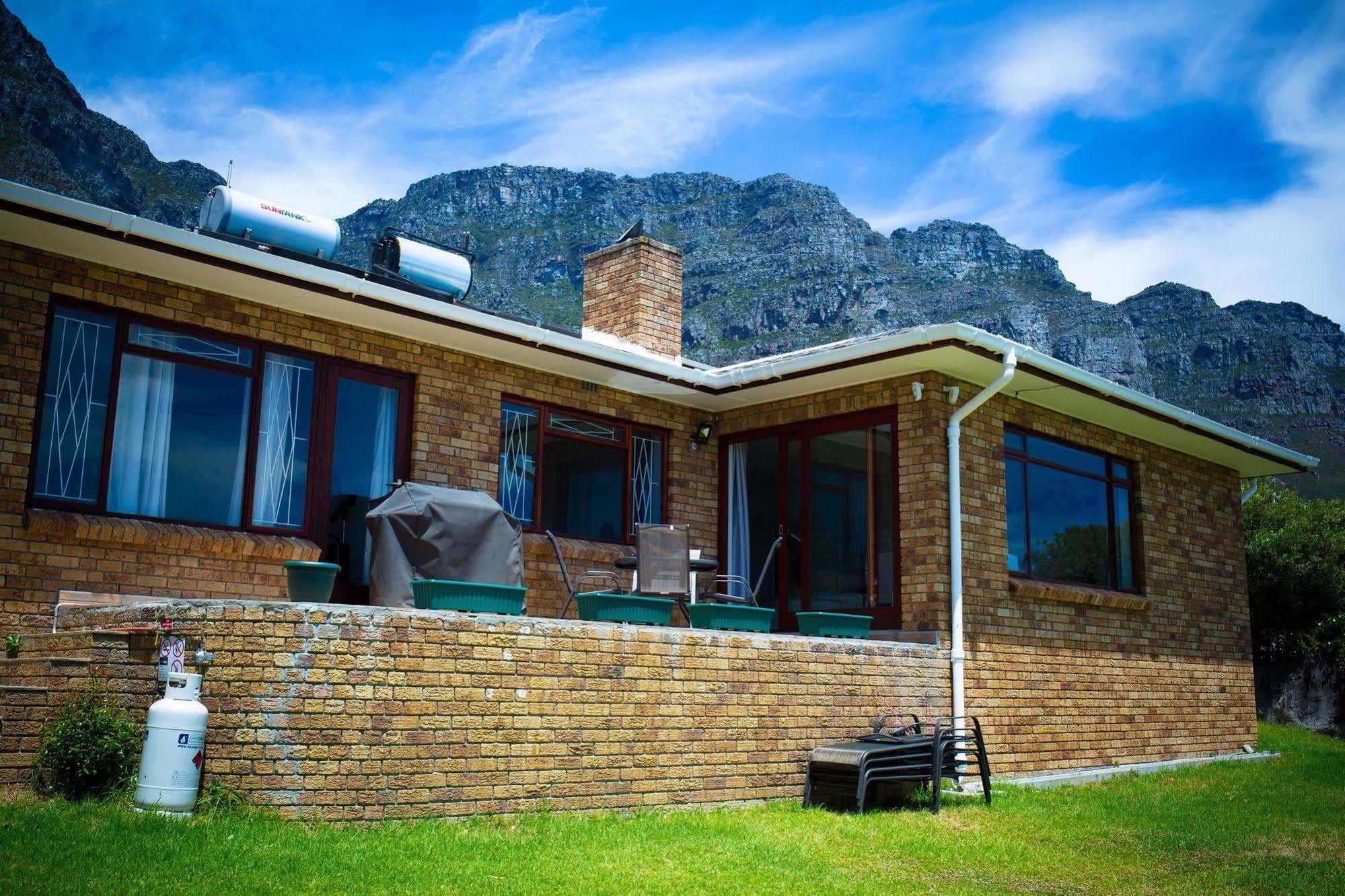 African Groove Camps Bay كيب تاون المظهر الخارجي الصورة