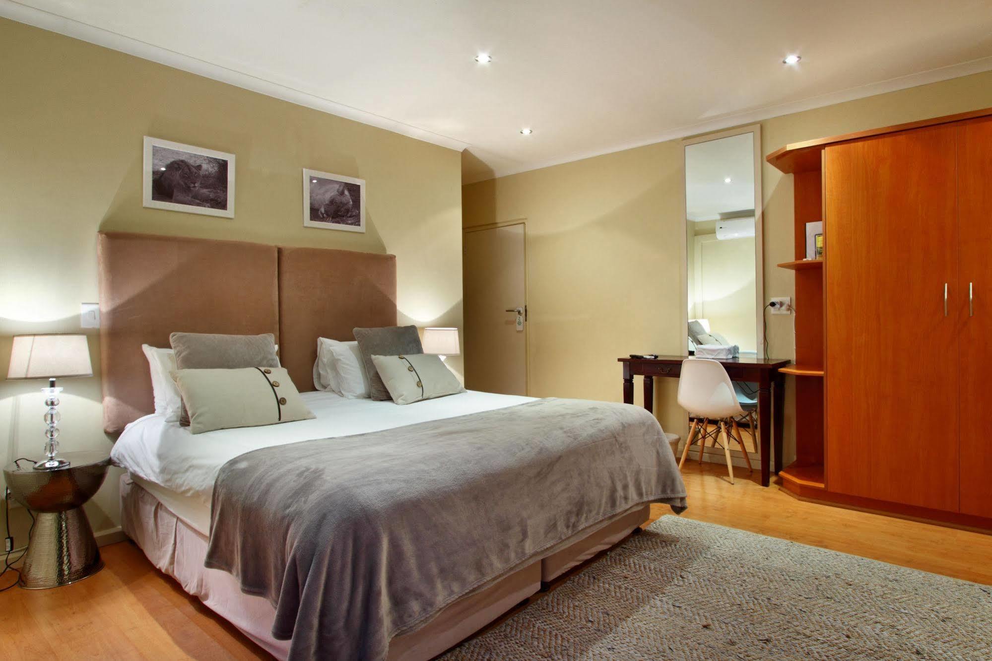 African Groove Camps Bay كيب تاون المظهر الخارجي الصورة